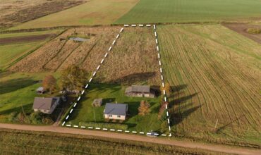 Pārdod māju “Vārpas” ar 0,9 ha zemes Skrundas pagastā, Kuldīgas novads.