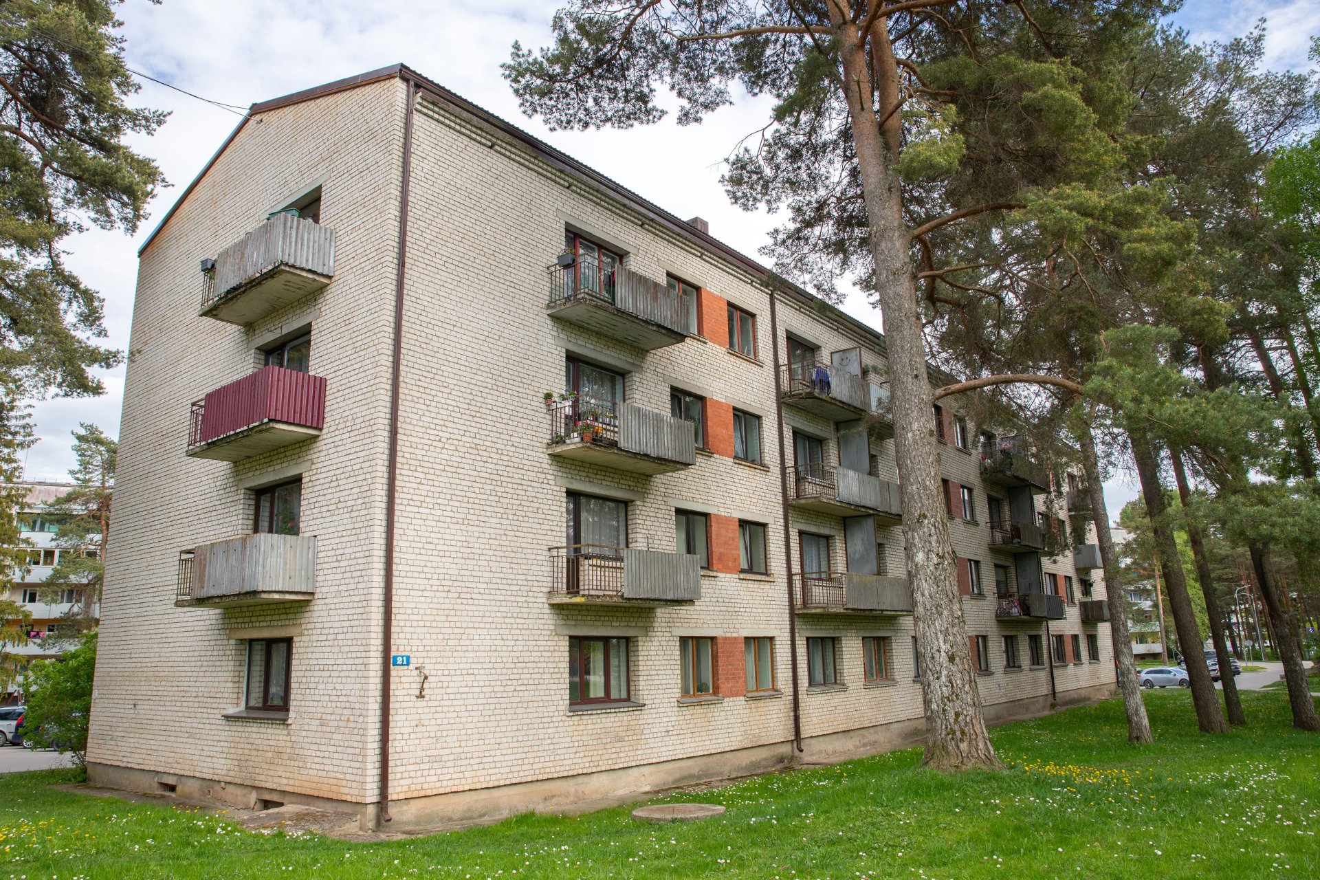 Moderns un mēbelēts 2-istabu dzīvoklis Brocēnos