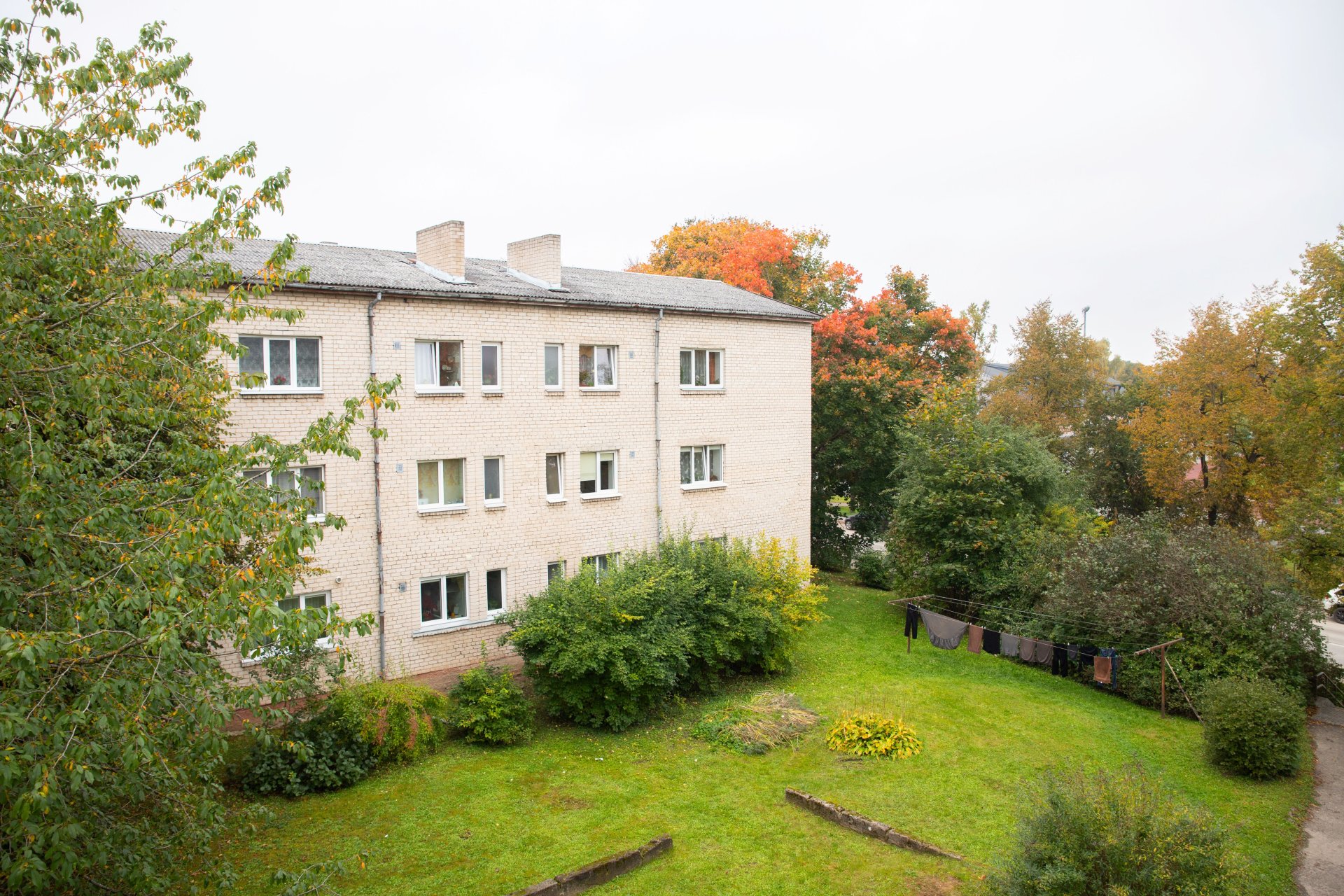 2 istabu dzīvoklis Saldus centrā, Jelgavas ielā