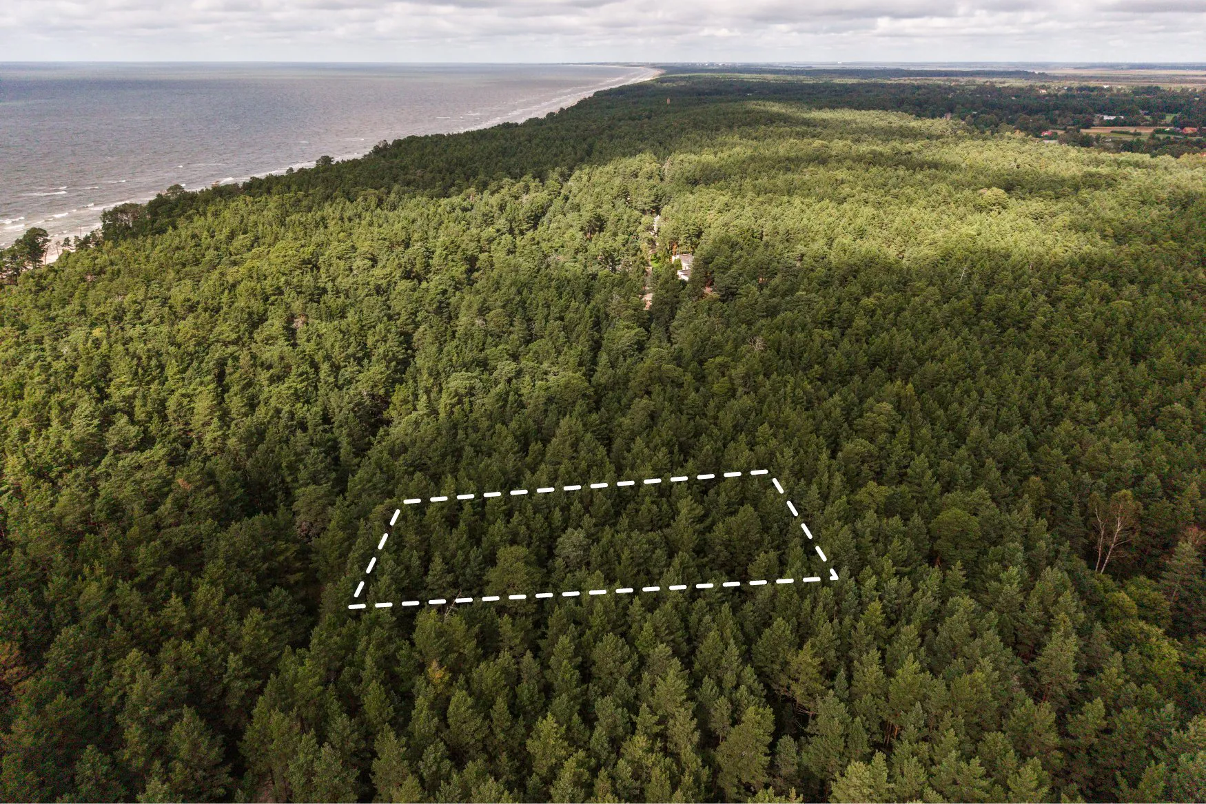 Zeme Bernātos pie jūras – 2840 m²