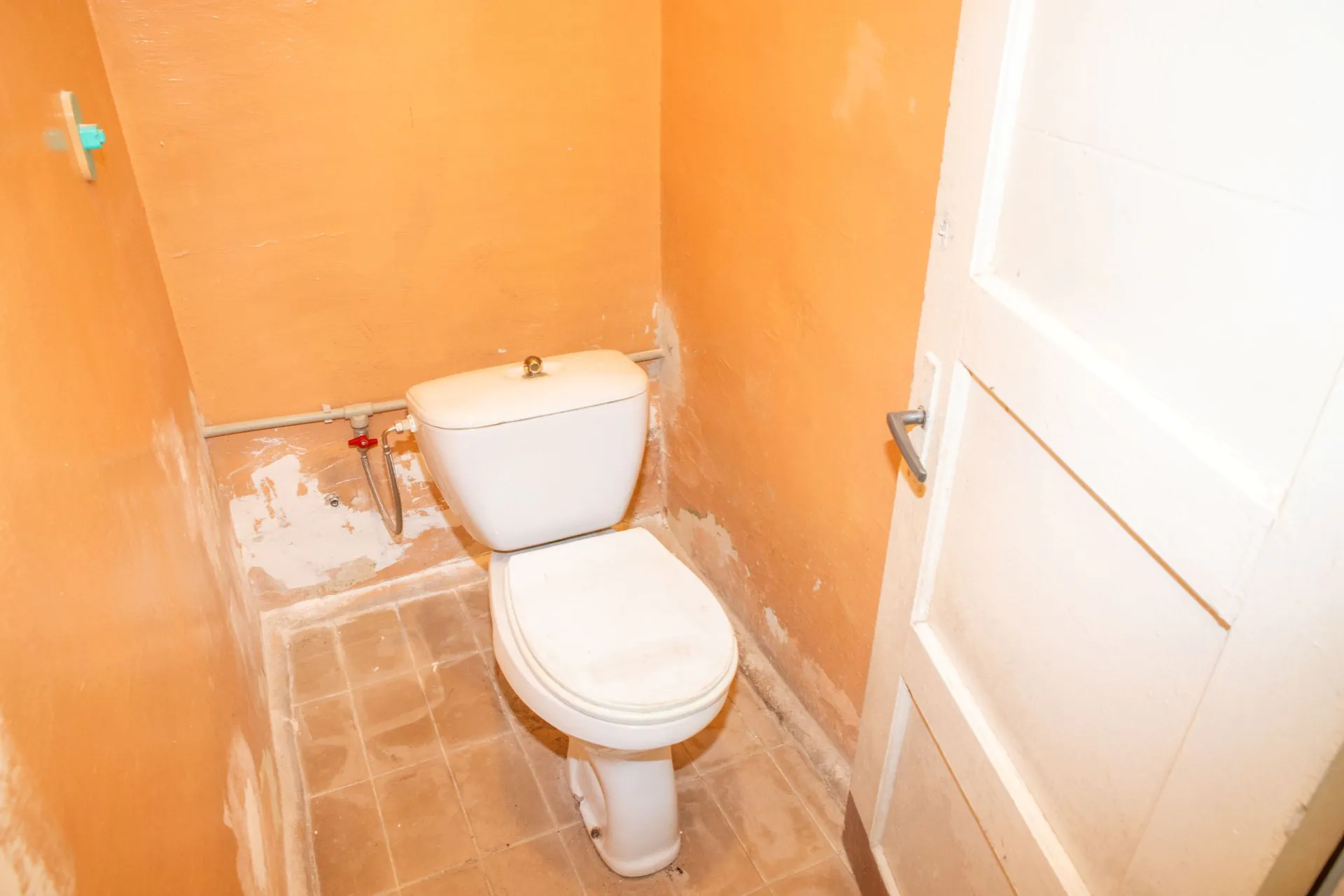 Plašas daudzfunkcionālas telpas 230.6 m² Sātiņos