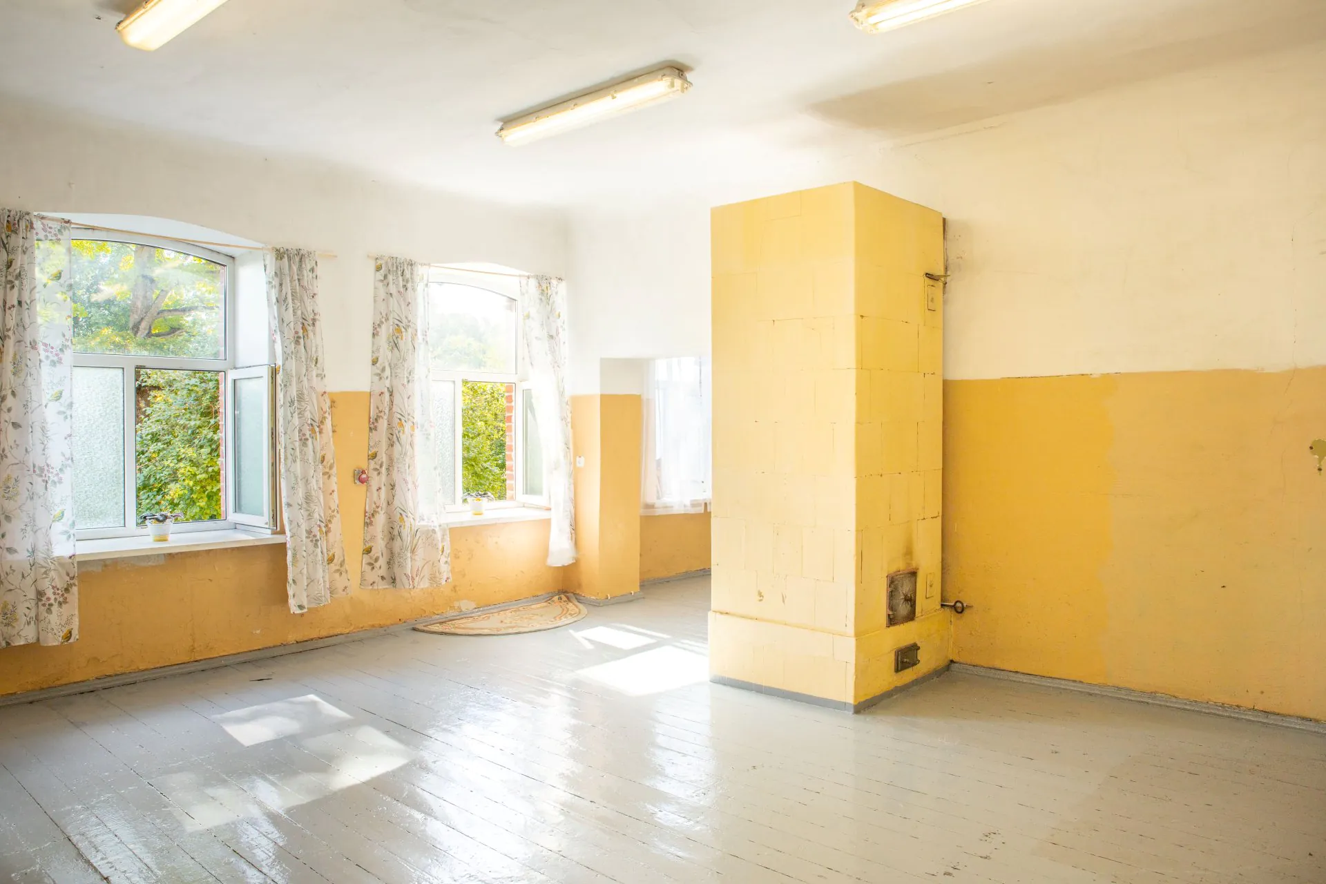Plašas daudzfunkcionālas telpas 230.6 m² Sātiņos