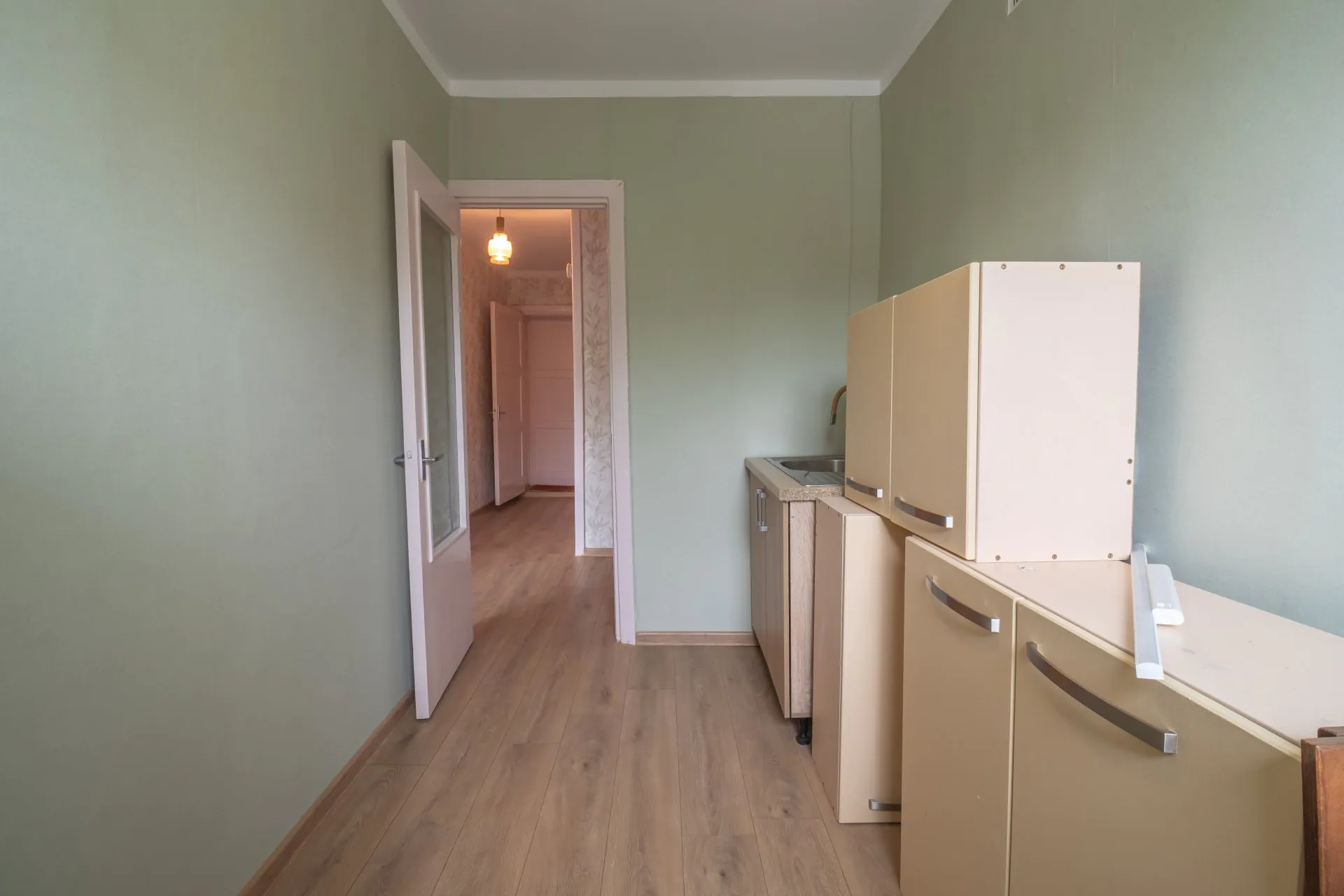 2-istabu dzīvoklis renovētā mājā Brocēnos